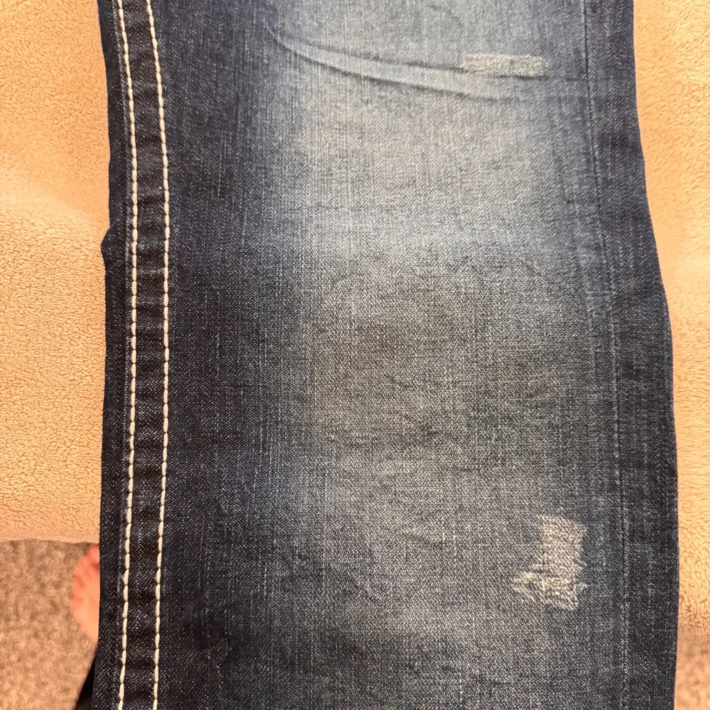 True Religion Rainbow Ricky Straight Dark Super Thick Stitch Denim Jeans 31x31